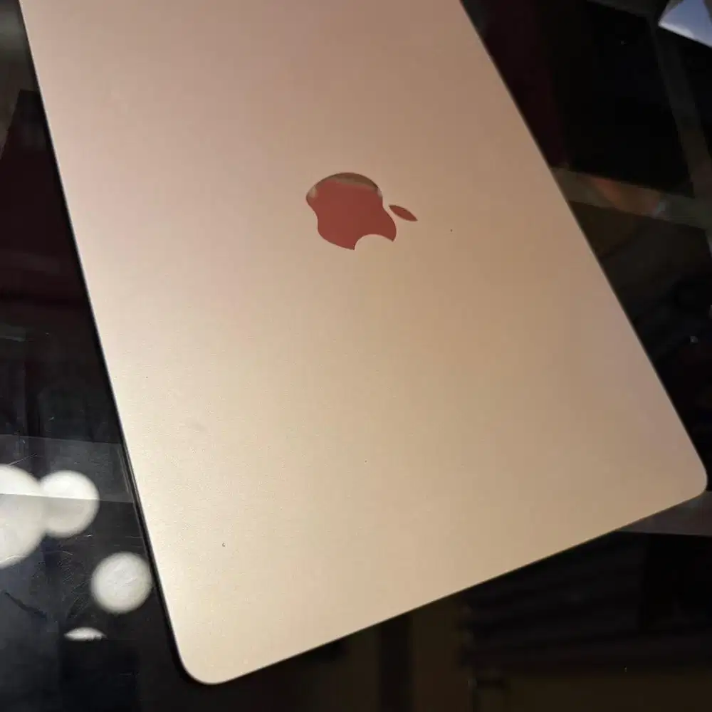Macbook Air 2022 8/256 Gb