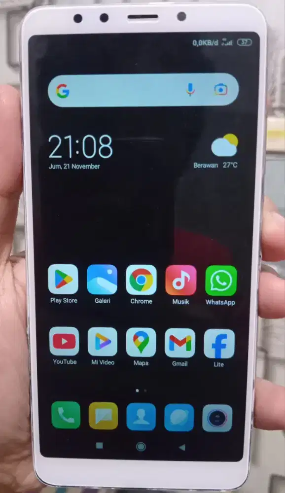 Xiaomi Redmi 5 2/16Gb 4G