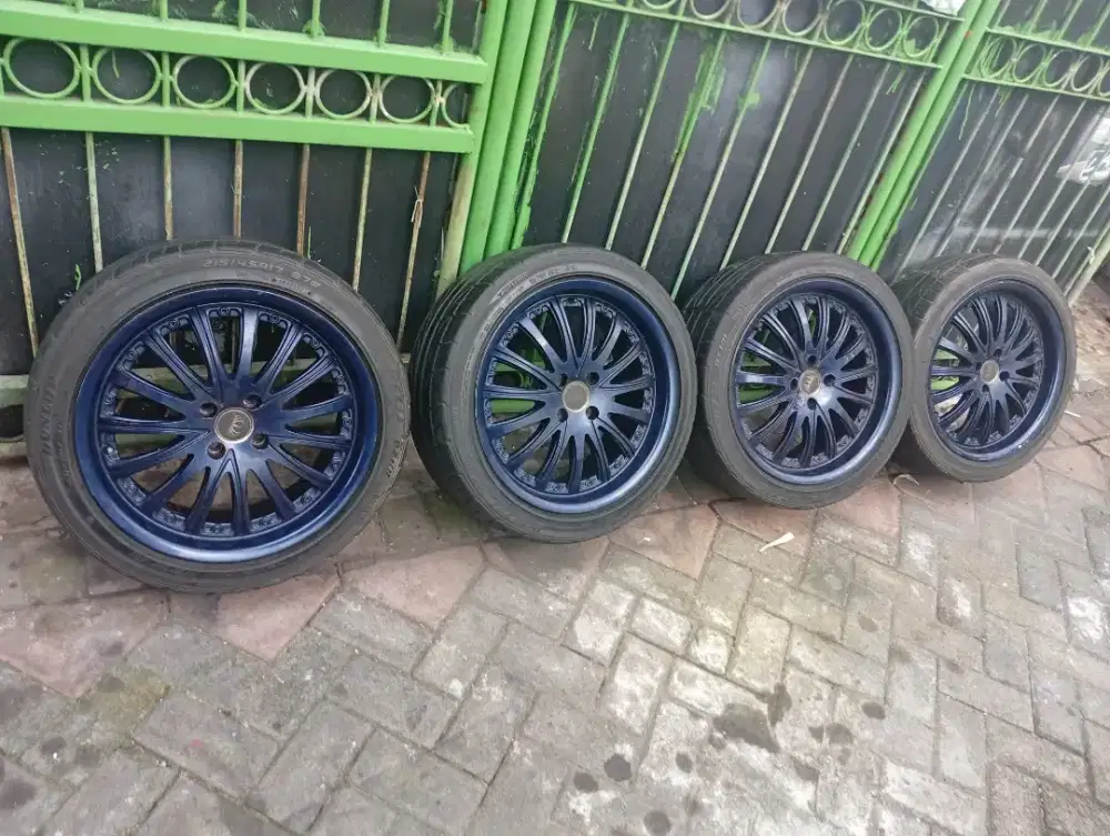 Velg racing r17 +ban VIP style pcd 100 bagus