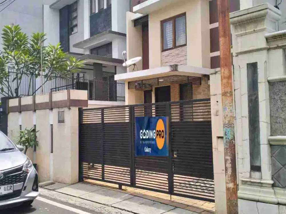 Dijual Rmh siap huni LT 83 mtr selangkah Kokas Jakarta Selatan