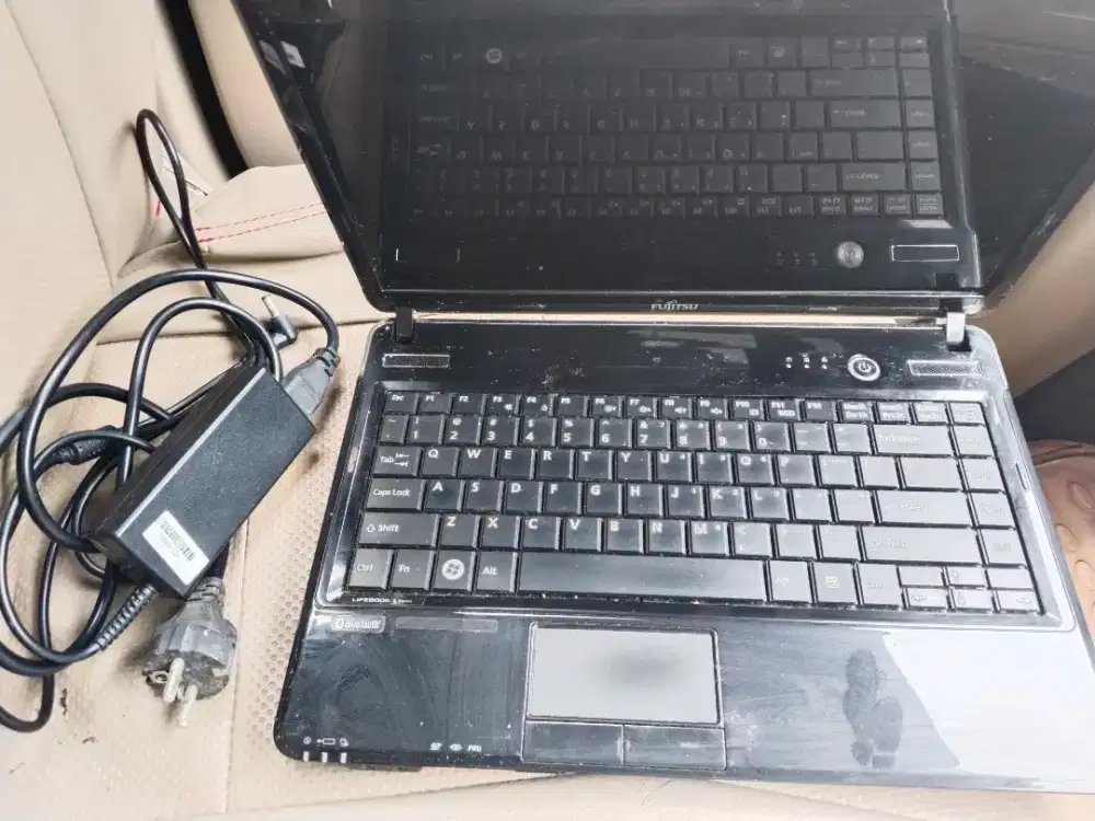 Laptop Fujitsu masih layak pakai