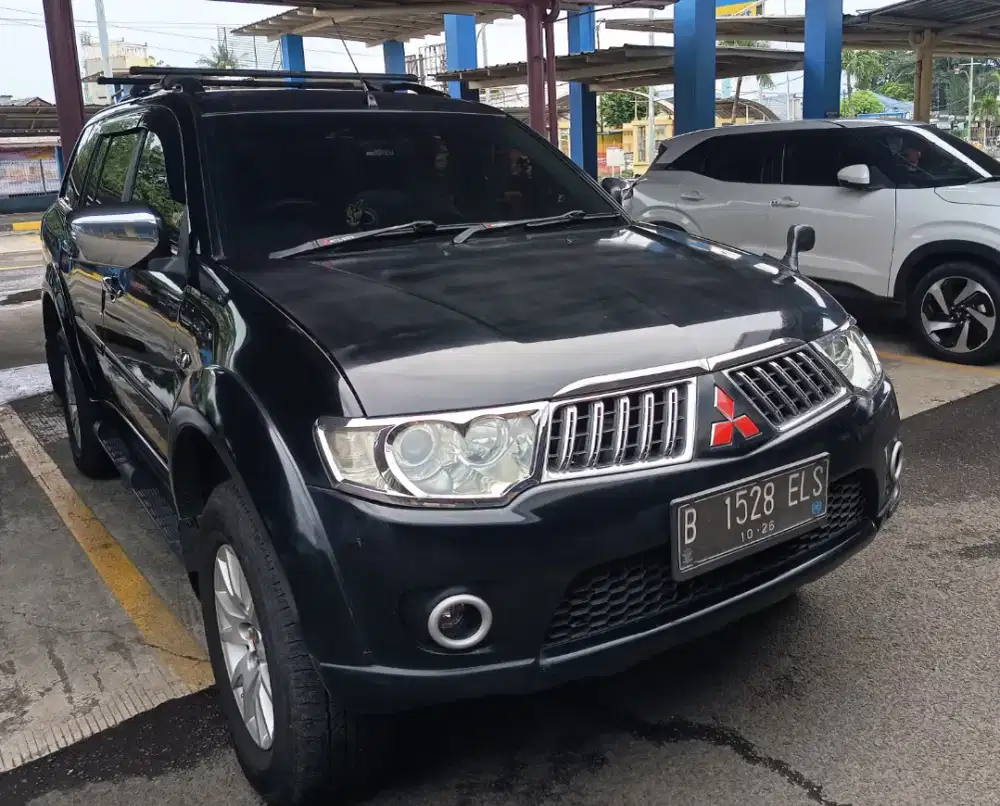 Pajero sport exceed 2011