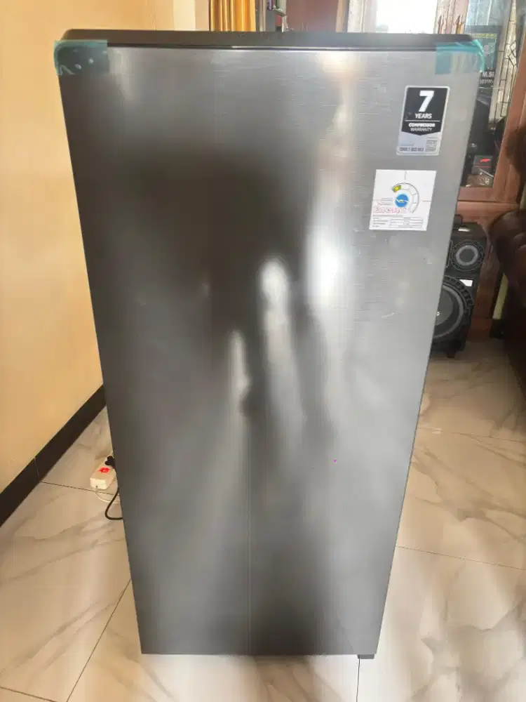 Kulkas Aqua 1pintu jumbo dobel frezer Aqr 225 new minus kardus ga ada