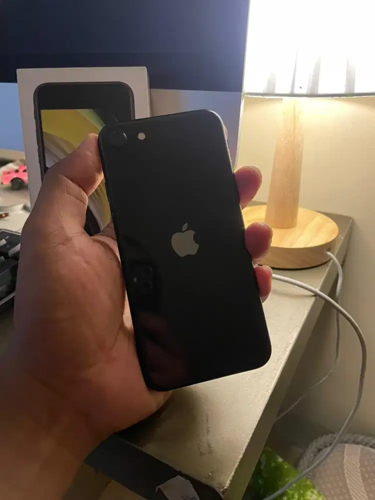 Iphone se gen 2 2020 64gb ibox