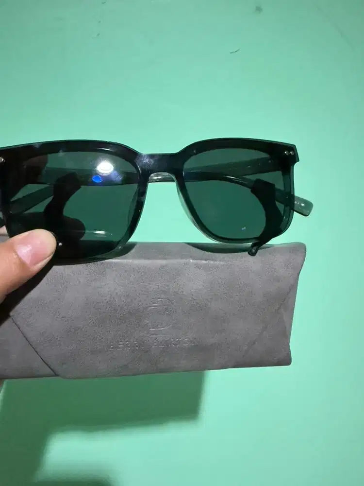 Kacamata Clip on anti radiasi pria Berry Barton