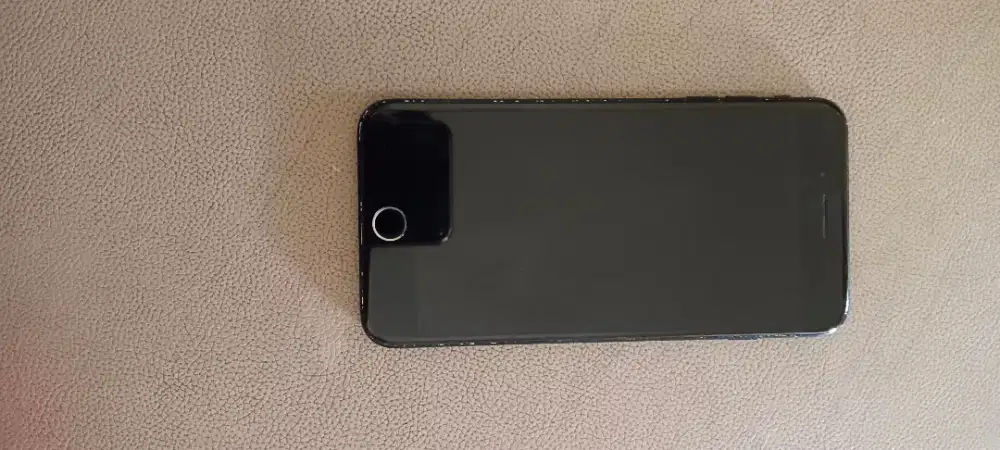 Apple 7+ 256GB Hitam