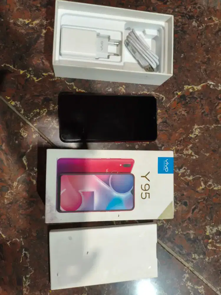 Vivo y95 4/64 fullset