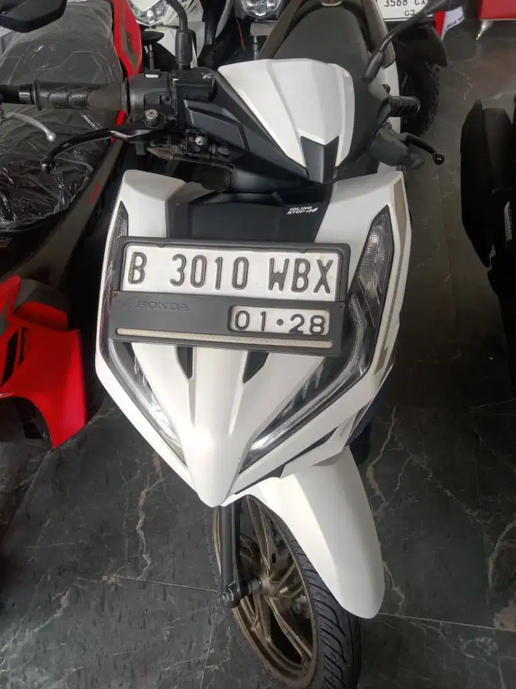 Honda VARIO 125 2023 Low Km - Maulana Motor
