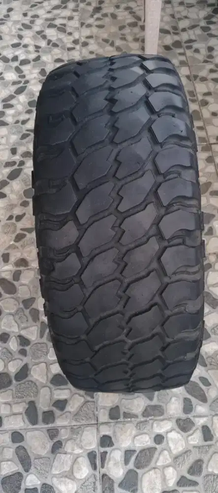 BAN BEKAS,MEREK ACHILLES DESERT HAWK XMT,265/60 R18 112Q