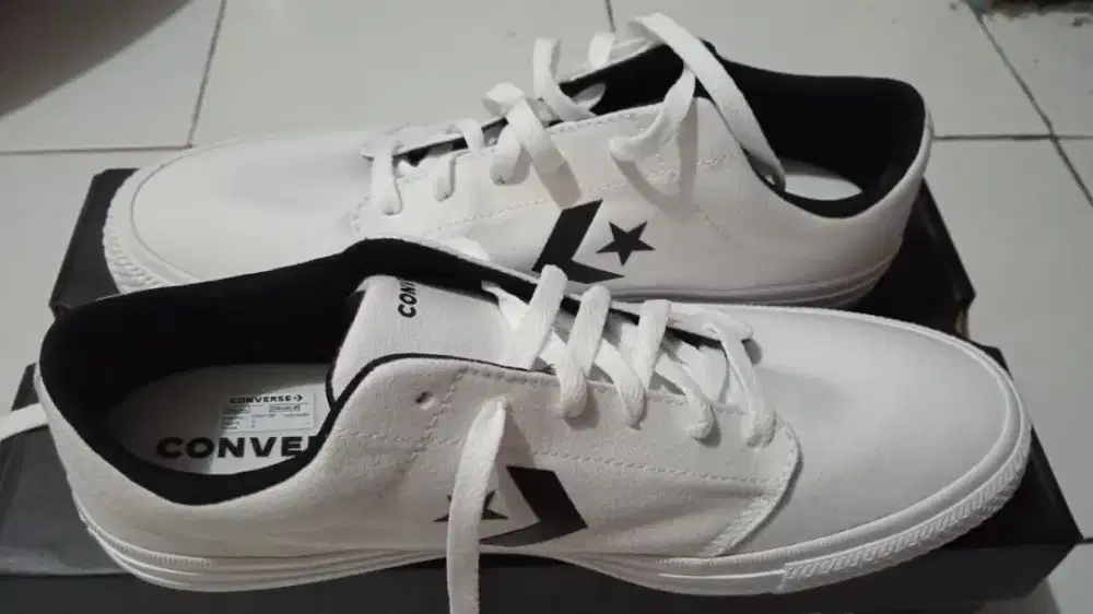 Sepatu Converse