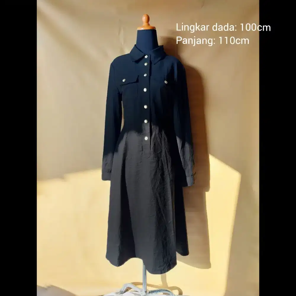 DRESS HITAM LENGAN PANJANG