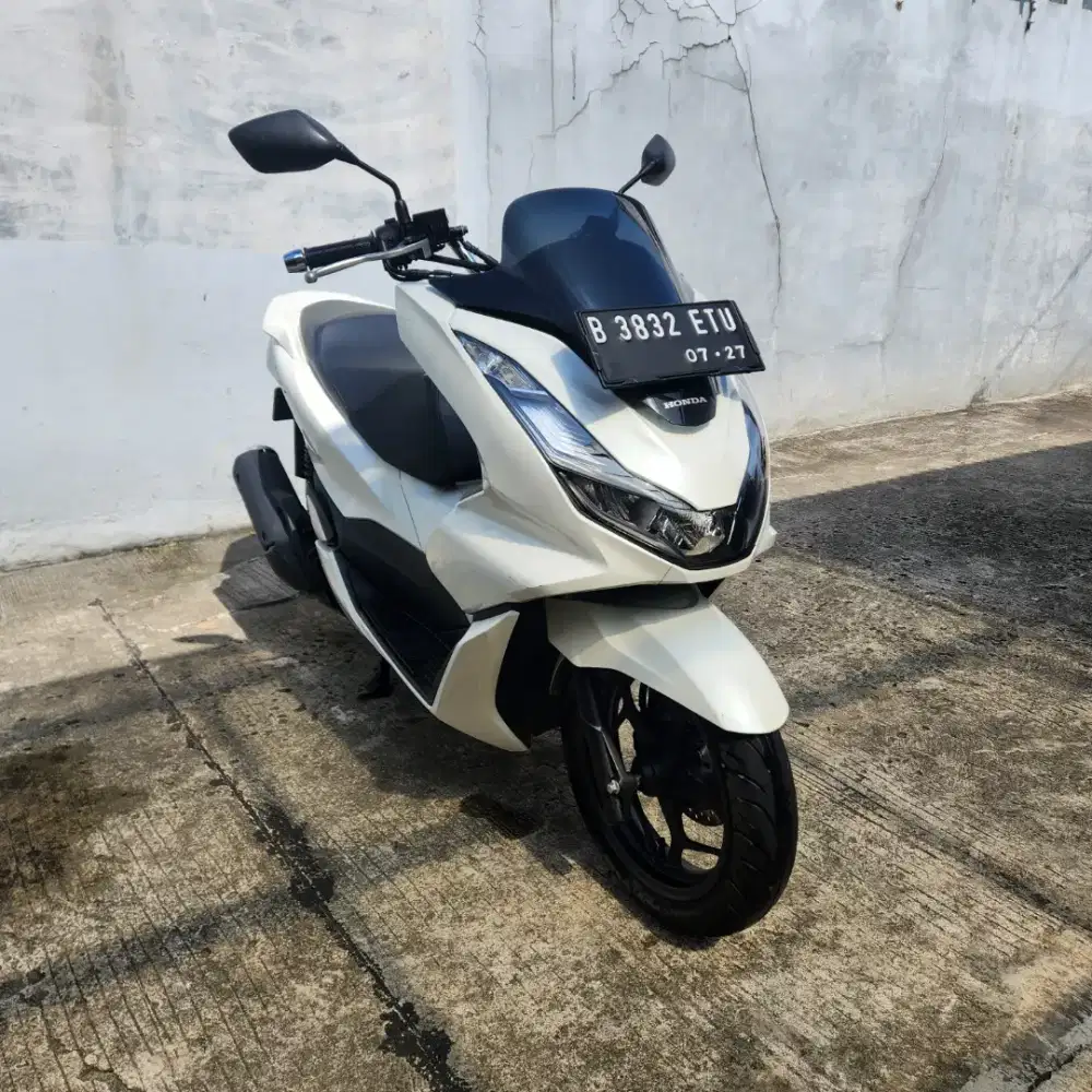PCX CBS 2022 - Putih, Perawatan, KM 15rb