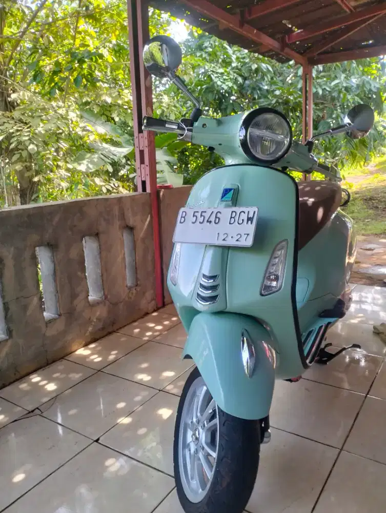 Vespa Primavera 2022