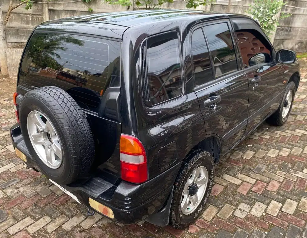 Suzuki Escudo 1.6 M/T BE kota tgn 1
