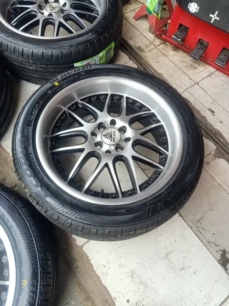 Auto speed R 17 x 7in hole 4 pcd 100/114,3 +Ban brigestone