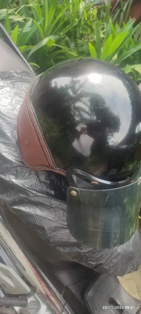 Helm UKURAN M LUMAYAN BERSIH