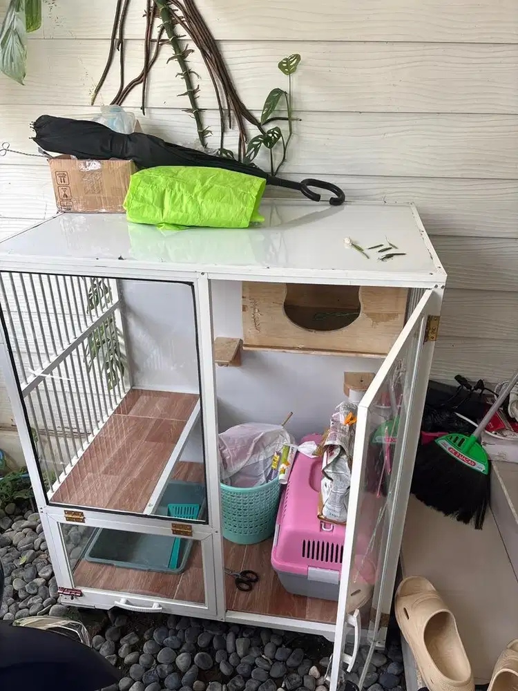 Kandang kucing alumunium