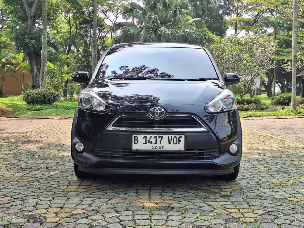 Toyota Sienta V at tahun 2018