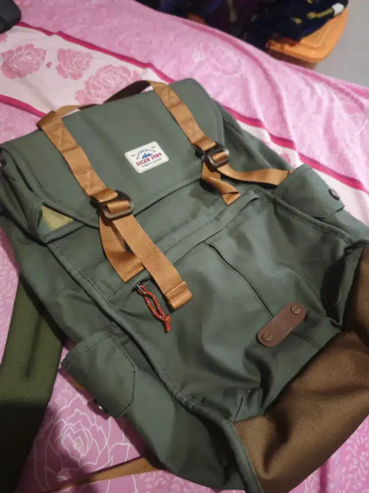 Tas Eiger X cruisage canvas 20L laptop backpack green