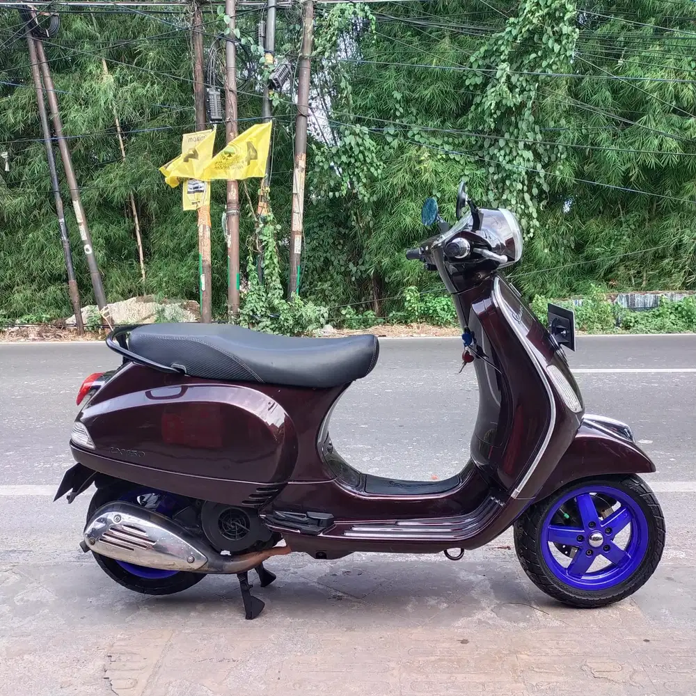 Piaggio Vespa LX150 2013 Orisinil Gress Bagus coklat
