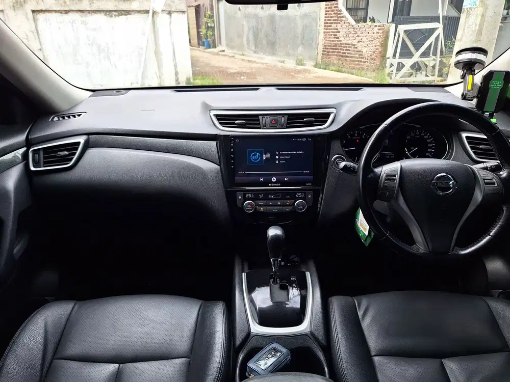 Nissan X-Trail 2016 Bensin