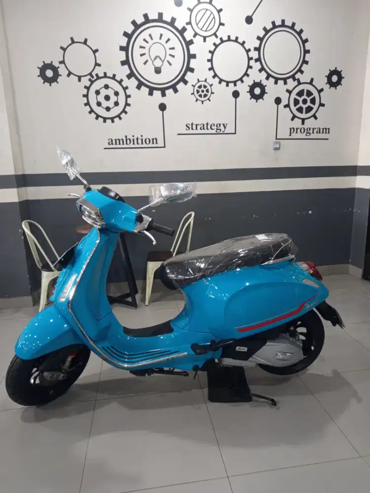 Vespa sprint 150 abs 2023