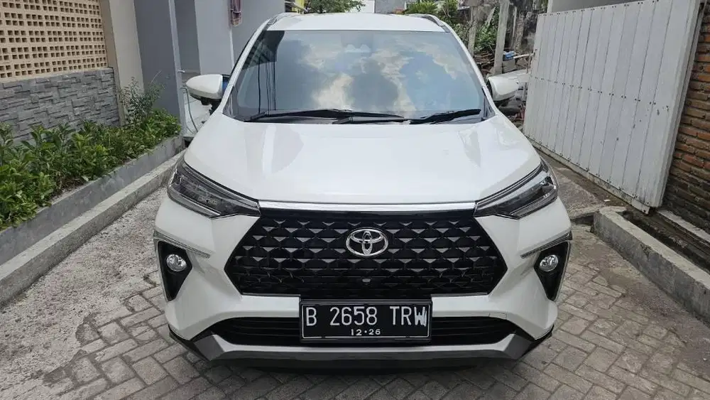 Veloz Q TSS AT 2021 Km 34Rb Asli Pajak Panjang