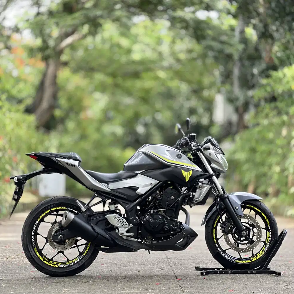YAMAHA MT25 OLD 2017 SILVER KM LOW PAJAK PANJANG SIAP GAS