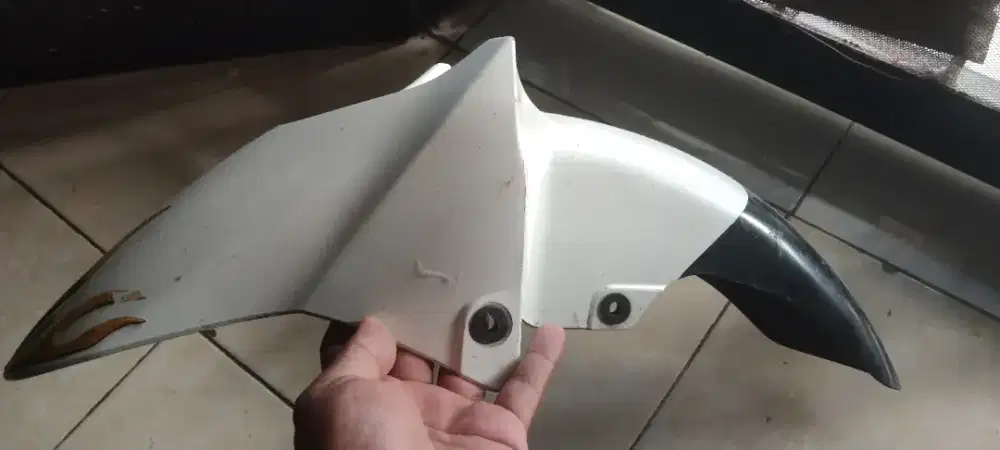 Spakbor depan Yamaha Byson