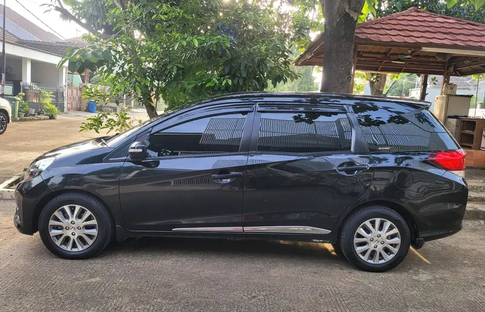Honda Mobilio 2015 Bensin