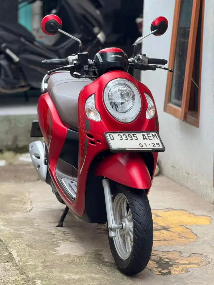 Honda Scoopy 2024 Stylish Keyless Mulus Terawat