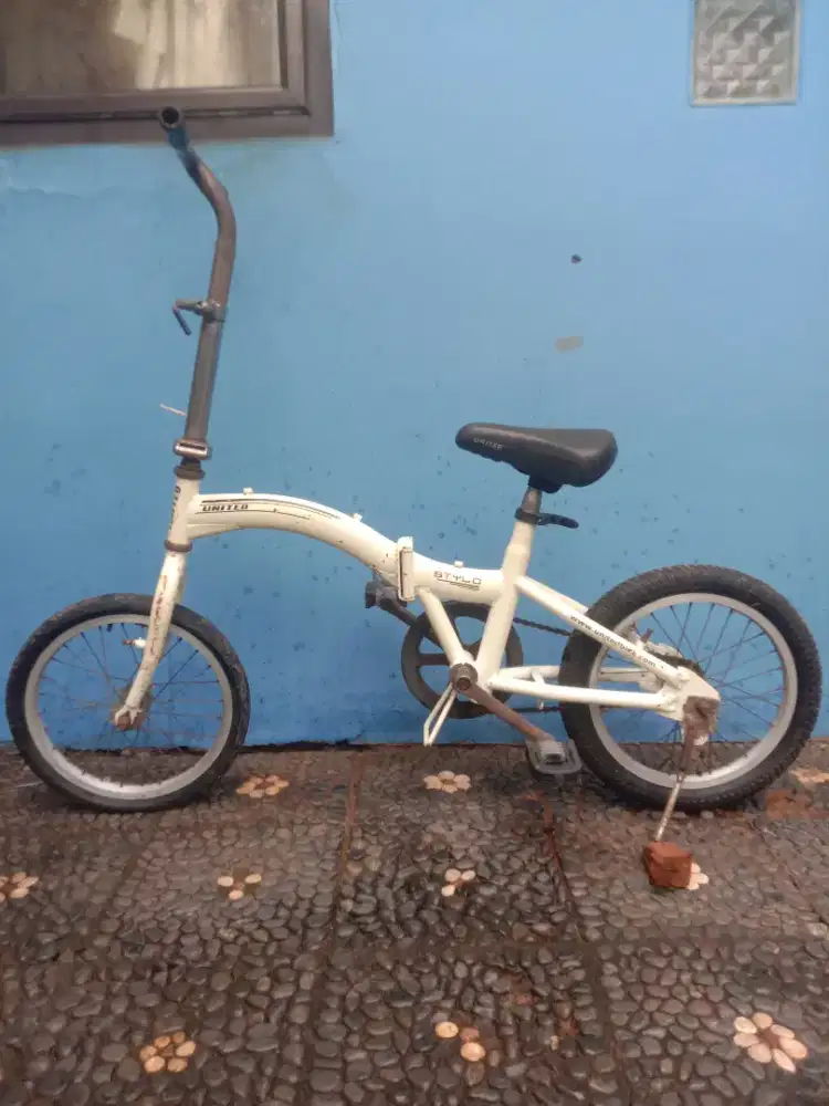 Sepeda Lipat United Stylo