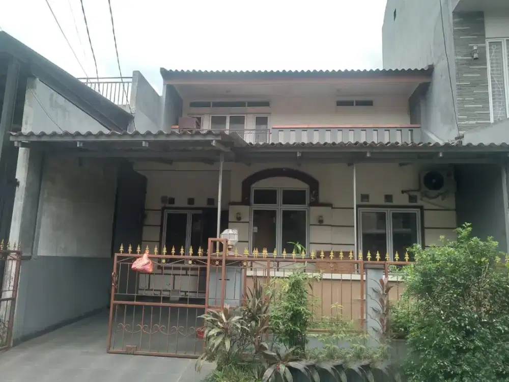 Dijual Rumah SHM di Perumahan Regency Melati Mas, Serpong, Tangerang