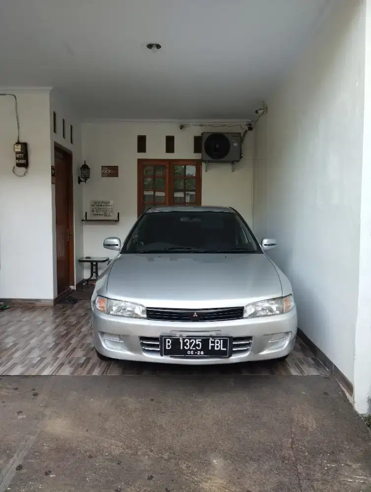 Mitsubishi Lancer 2001 Bensin