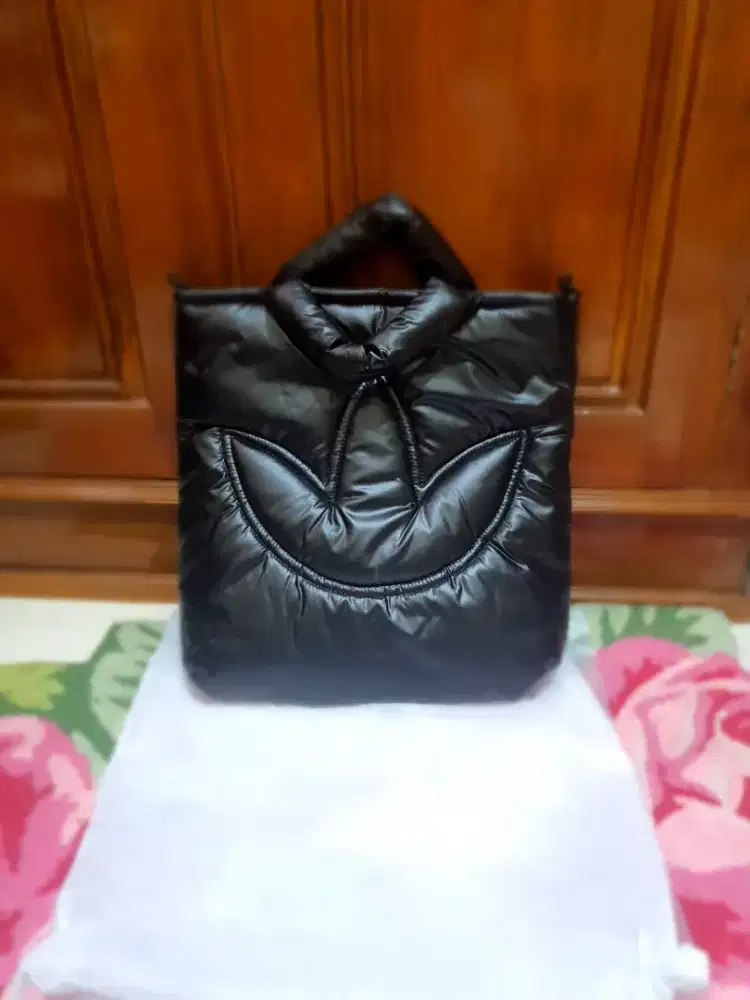 Tas adidas wanita