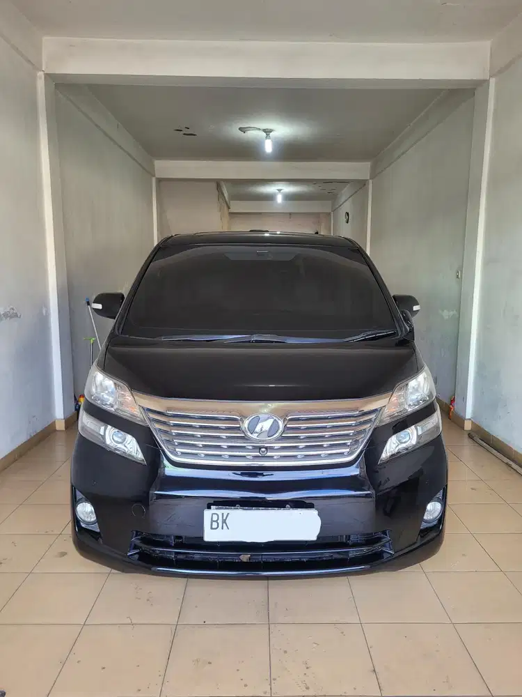 Toyota Vellfire 2.4 V Premium Sound 2010