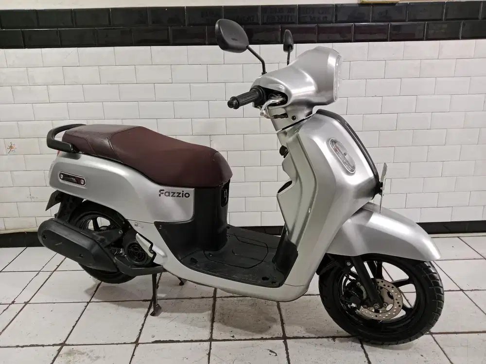 Yamaha fazzio hybrid 2023 mesin halus terawat