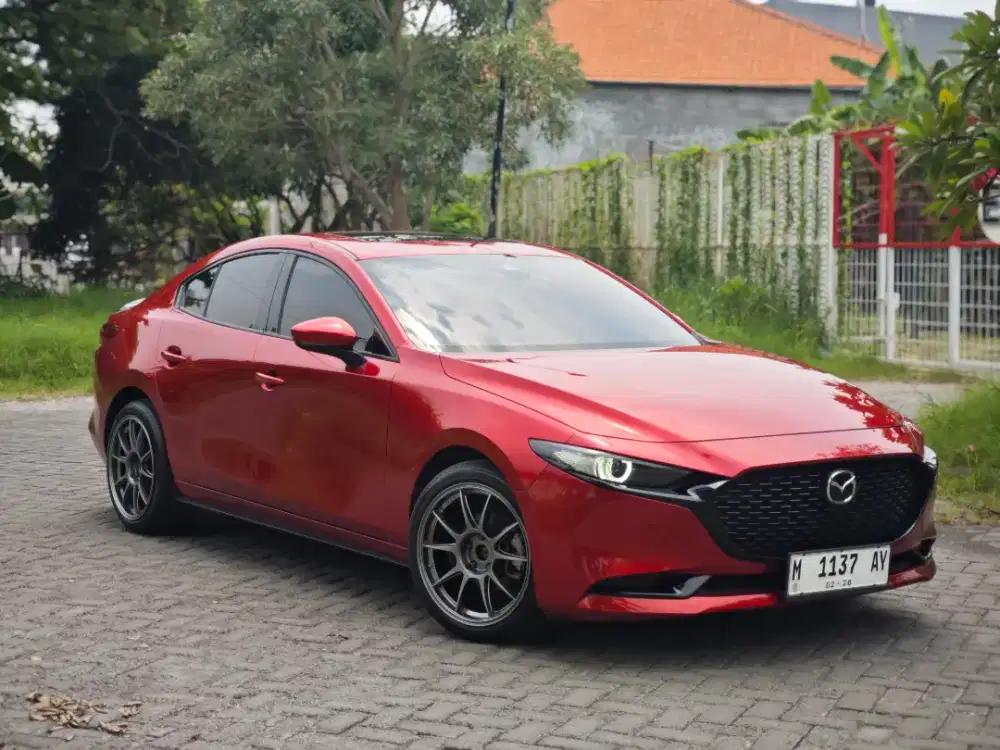 Low km 15rb Mazda 3 Sedan bukan Mazda 3 Hatchback Soul Red