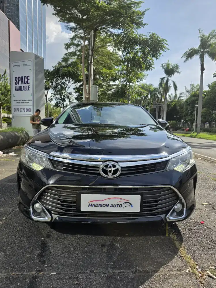 TOYOTA CAMRY 2.5 V AT 2016