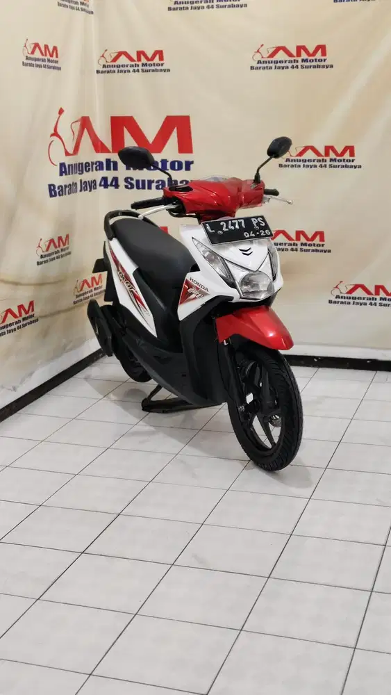 Honda Beat FI Esp Tahun 2016 merah putih