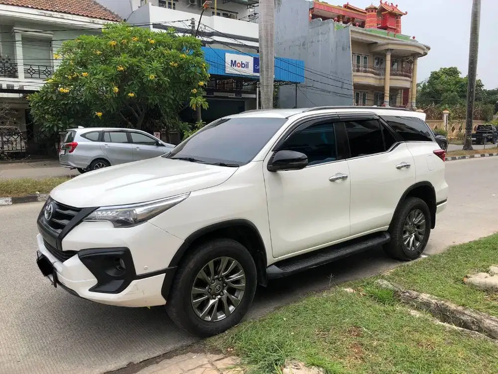 Toyota Fortuner 2.4 VRZ TRD 2020