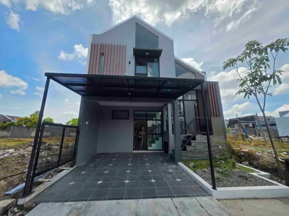 rumah 2lantai Mewah Cluster istimewa di colomadu satpam 24jam dekat kota solo