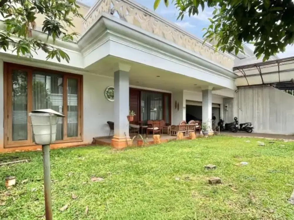 Taman Radio Dalam Kebayoran Baru