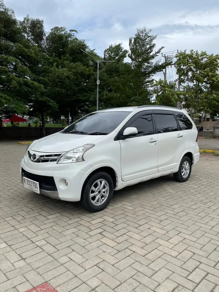 Daihatsu Xenia 2012 Bensin