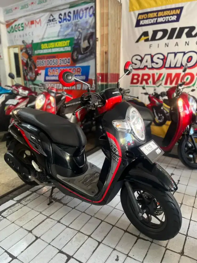 HONDA SCOOPY 2020 SAS MOTOR JL. BARATAJAYA 19 NO 5
