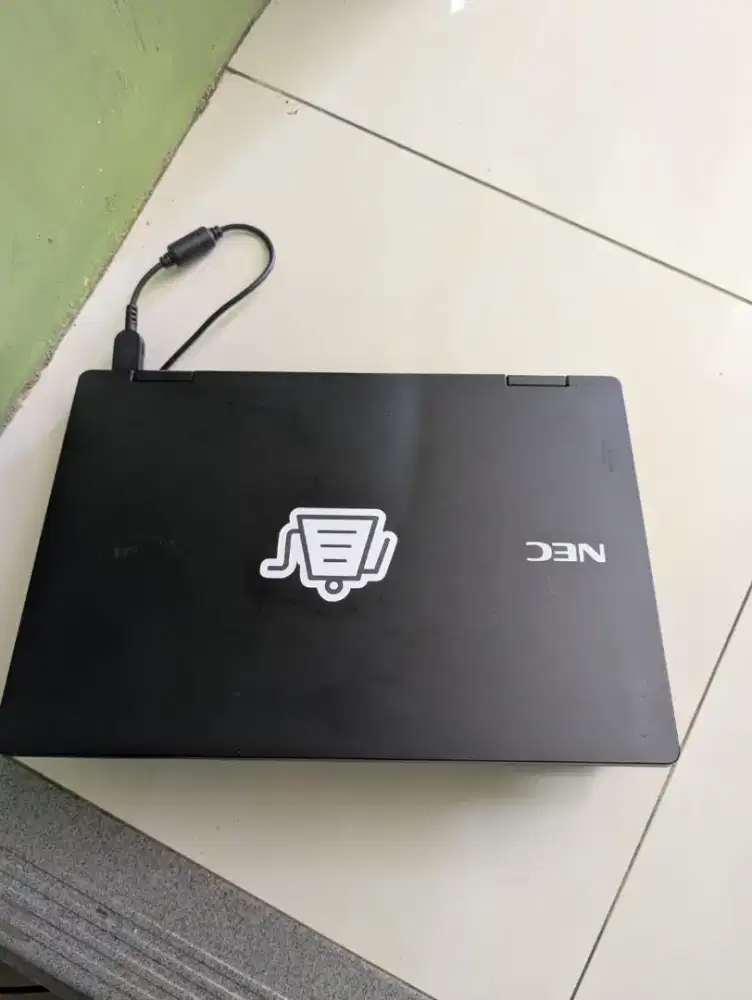 Dijual cepet Laptop NEC Versa Core i5