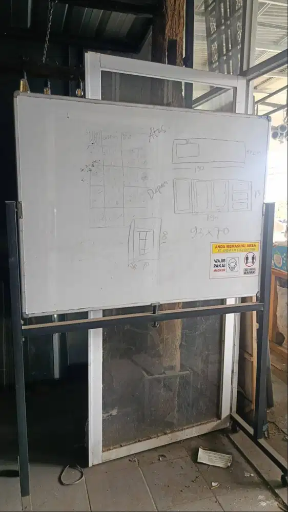 DIJUAL PAPAN TULIS SPIDOL 2 SISI KAKI RODA MURAH