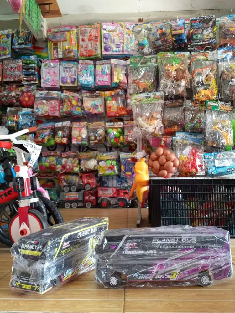 mainan anak bus kayu oleng