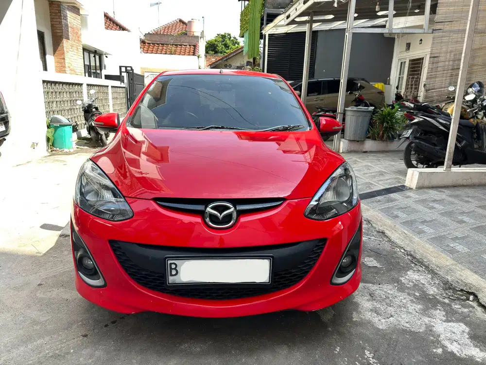 Mazda 2 2011 Bensin