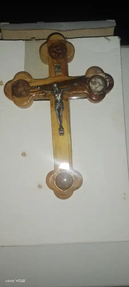 Dijual pajangan salib kecil